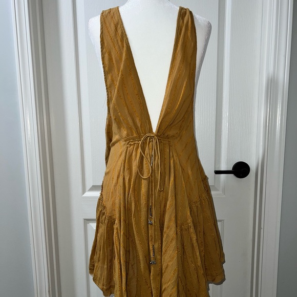 Free People Mini - Picture 6 of 10